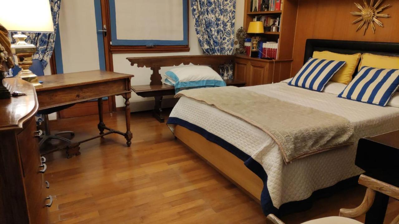 Villa Wurth Al Gianicolo B&B ローマ エクステリア 写真